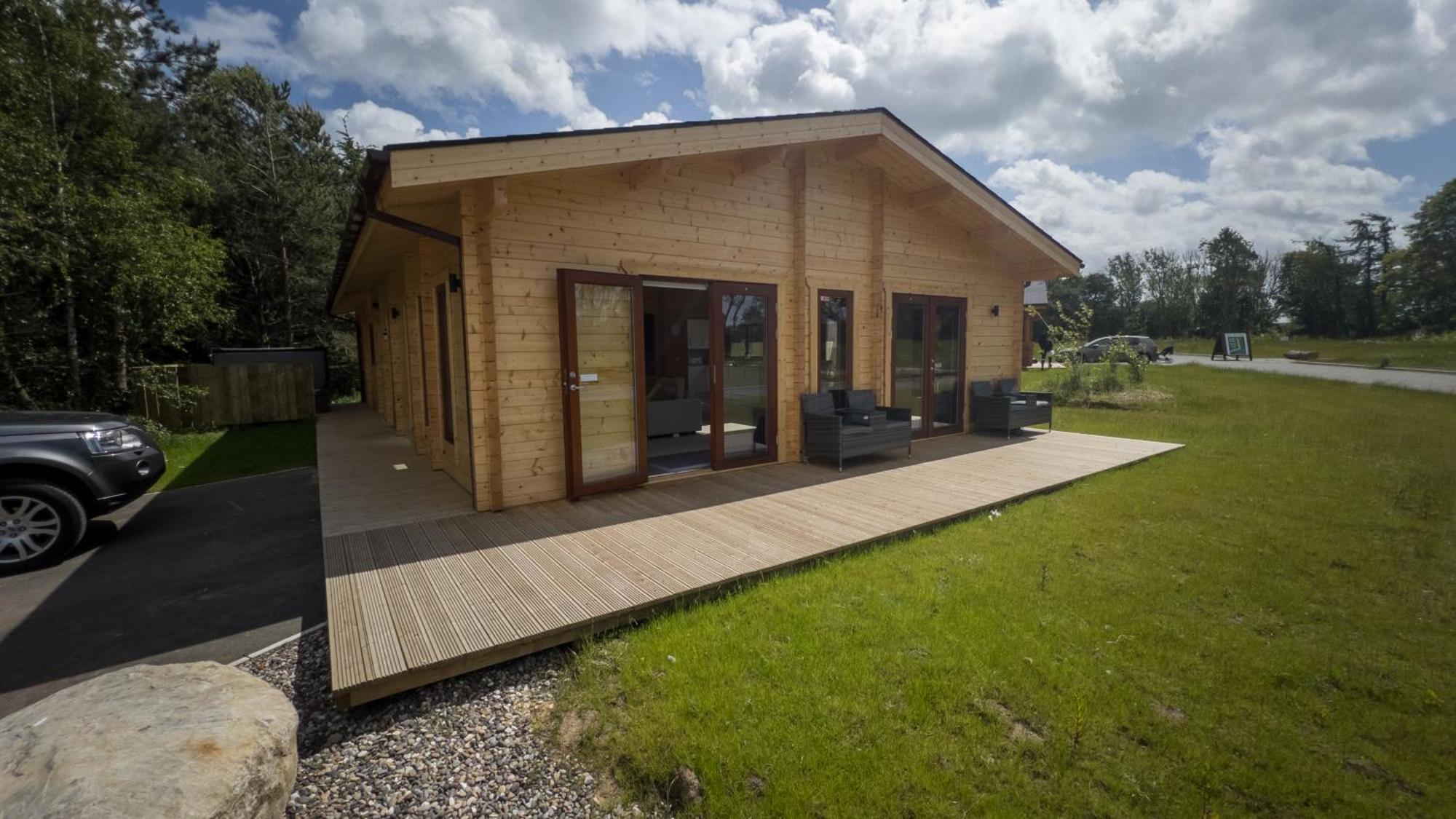 Sundance Lodge, Fantastic New Cabin With Hot Tub - Sleeps 6 - Largest In Felmoor Park Morpeth Camera foto